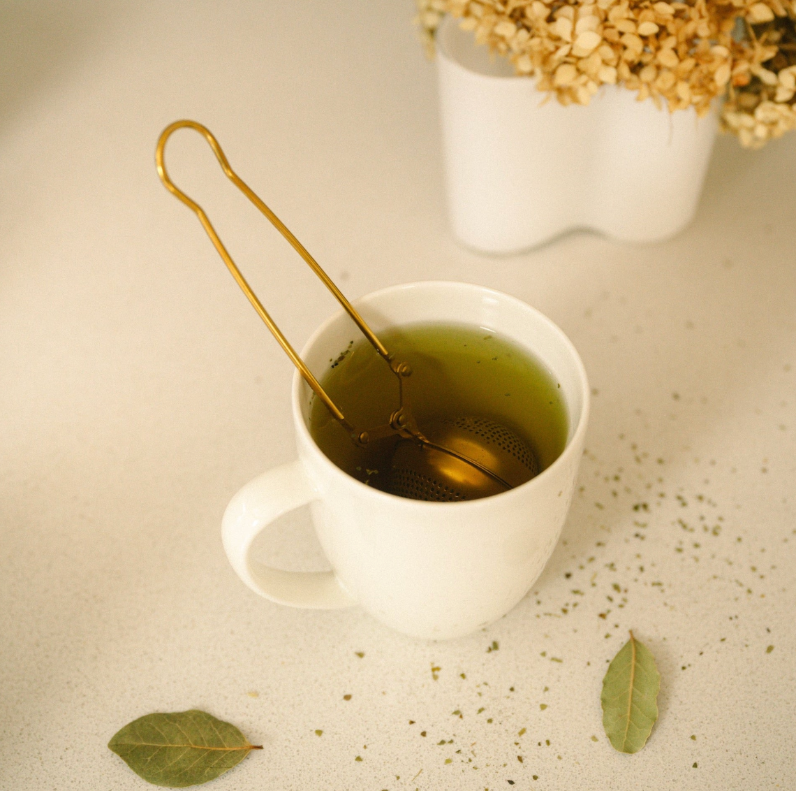 Gold Stainless Steel Tea Strainer | Infuser | Bestseller Bamboo Switch