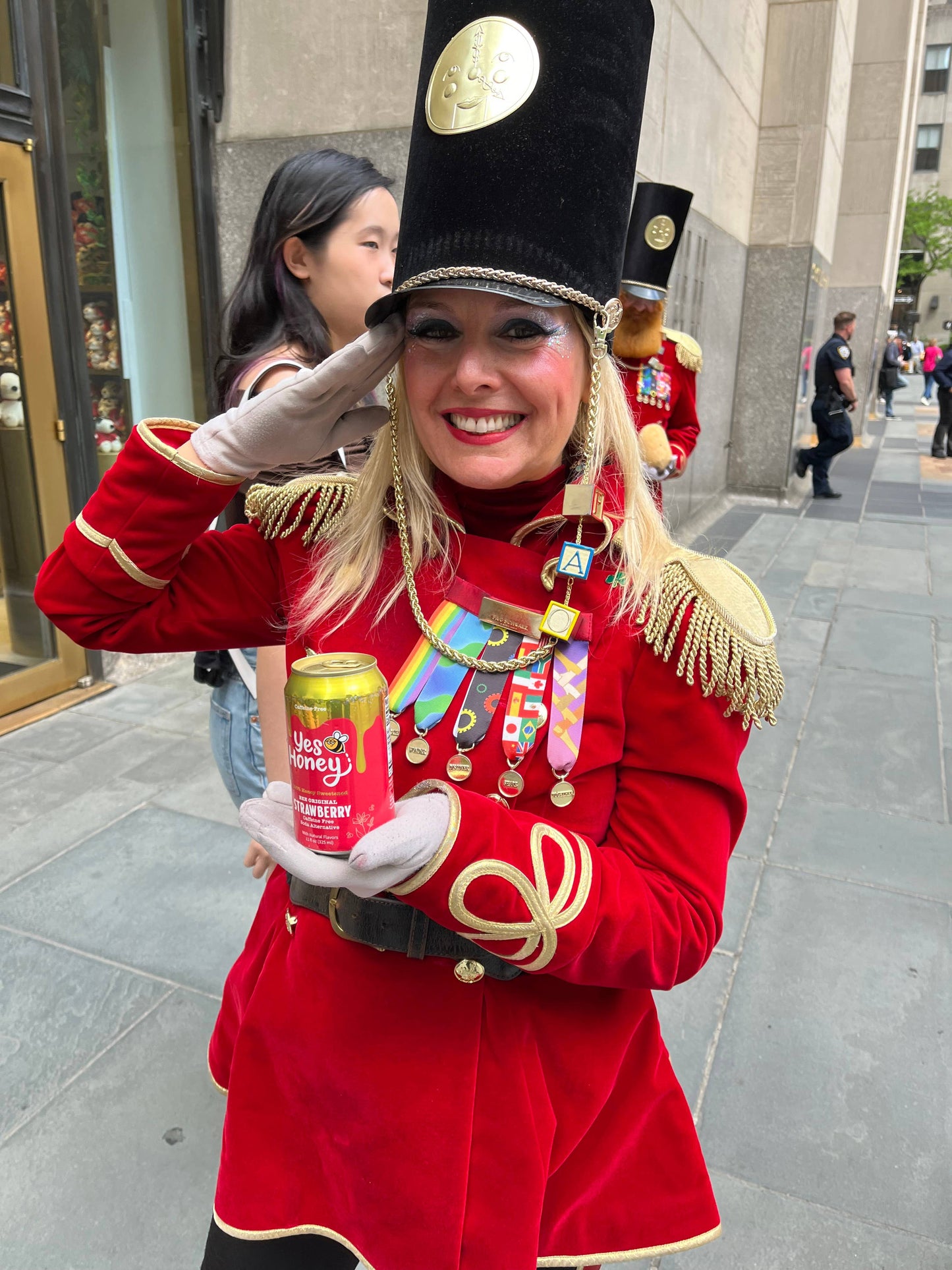 Yes Honey- 100% Honey Sweetened Soda- Strawberry  Yes Honey